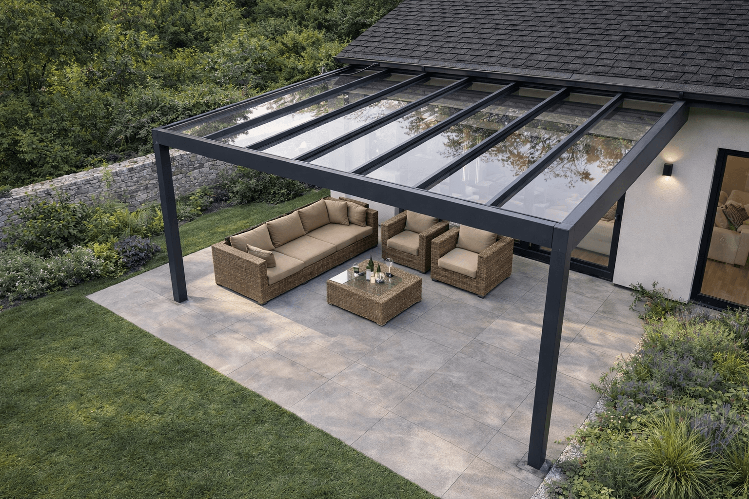 Skleněná pergola se šikmou střechou